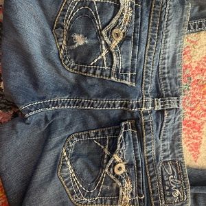 Silver Jeans Distressed Pioneer Bootcut